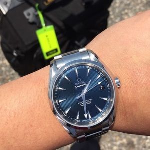 Meet your Posher, Laurence